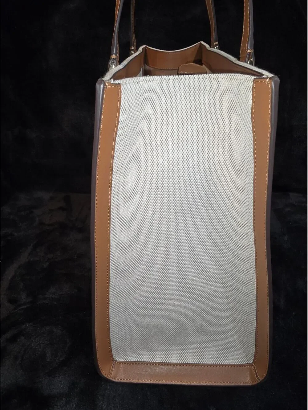 86. NWT Kate Spade New York Ellie Canvas Tote (Large)